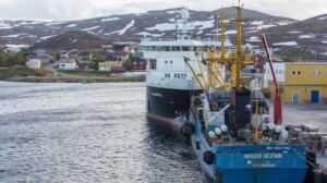 Noruega expulsa a un pesquero ruso por razones de seguridad